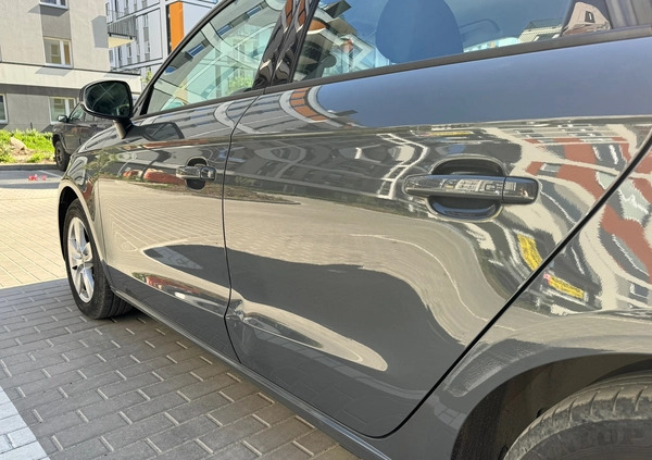 Audi A1 cena 58900 przebieg: 99722, rok produkcji 2018 z Warszawa małe 56